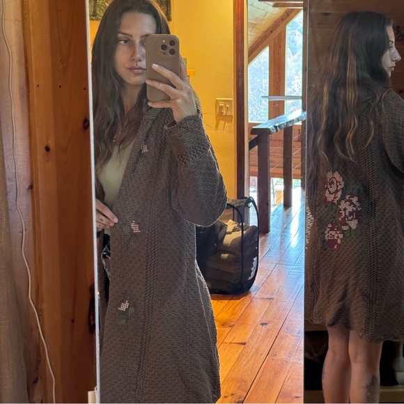 Knitted cardigan by April Cornell - Picture 4 of 6